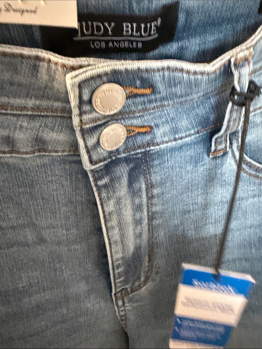 Judy Blue Light Blue Ankle Cropped Jeans. High waist. 9/29. NWT. - Picture 7 of 11